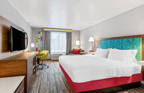 Lathrop Hotel | Hampton Inn & Suites Lathrop