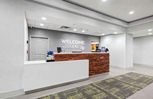 Mount Pleasant Hotel | Hampton Inn & Suites Mount Pleasant