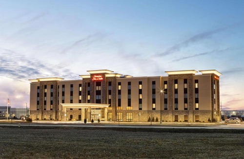 Minooka Hotel | Hampton Inn & Suites Minooka