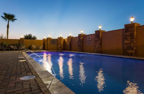 Mission Hotel | Hampton Inn & Suites Mission