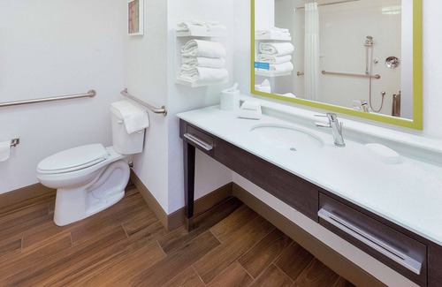 Granville Hotel | Hampton Inn & Suites Morgantown/University Town Centre