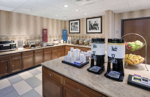 Munster Hotel | Hampton Inn & Suites Munster