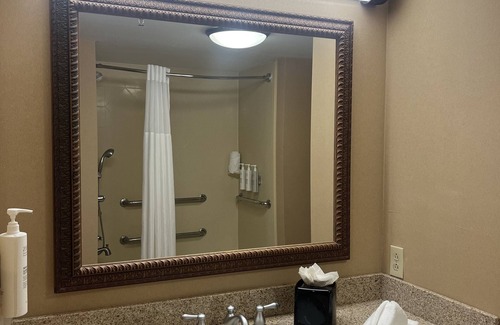 Murray Hotel | Hampton Inn & Suites Murray
