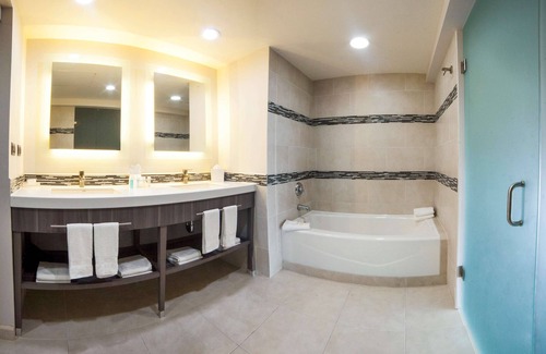 Aguascalientes Hotel | Hampton Inn & Suites by Hilton Aguascalientes Airport