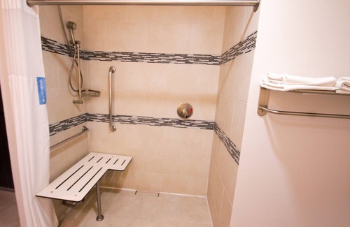 Aguascalientes Hotel | Hampton Inn & Suites by Hilton Aguascalientes Airport