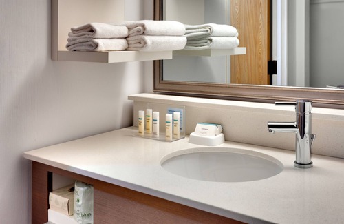 Lakeview Hotel | Hampton Inn & Suites Orem