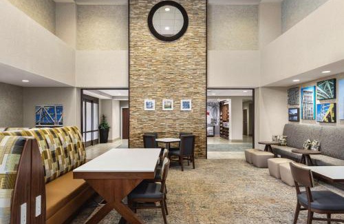 West Homestead Hotel | Hampton Inn & Suites Pittsburgh Waterfront West Homestead