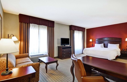 Orange Prairie Hotel | Hampton Inn & Suites Peoria at Grand Prairie, IL
