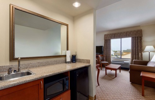Pharr Hotel | Hampton Inn & Suites Pharr