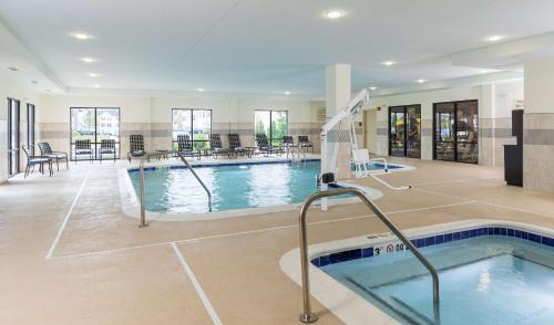 North Wales Hotel | Hampton Inn & Suites Philadelphia Montgomeryville