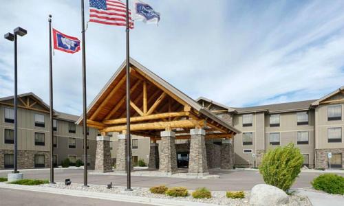 Pinedale Hotel | Hampton Inn & Suites Pinedale