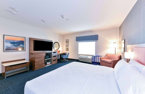 Pittsburg Hotel | Hampton Inn & Suites Pittsburg, CA