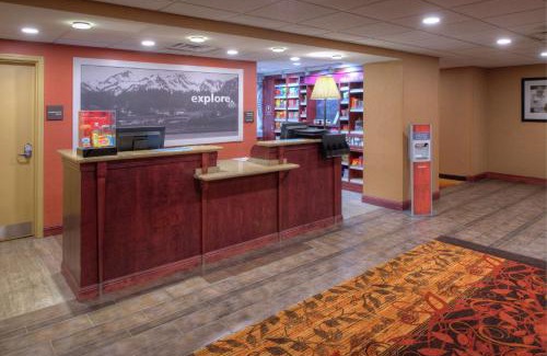 Glenwood Springs Hotel | Hampton Inn & Suites Rifle