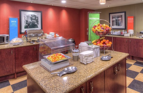 Glenwood Springs Hotel | Hampton Inn & Suites Rifle