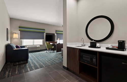 Ruskin Hotel | Hampton Inn & Suites Ruskin I-75