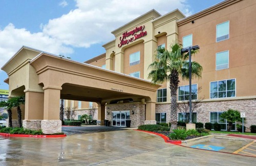 North San Antonio - SAT Hotel | Hampton Inn & Suites San Antonio/Northeast I-35