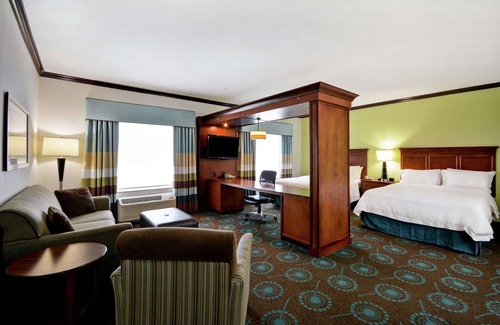 North San Antonio - SAT Hotel | Hampton Inn & Suites San Antonio/Northeast I-35