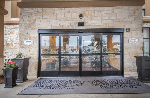 Selma Hotel | Hampton Inn & Suites Selma-San Antonio/Randolph AFB