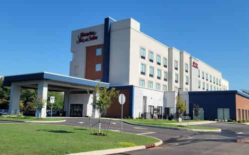 Somerset Hotel | Hampton Inn & Suites Somerset