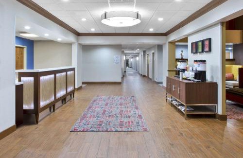 Springboro Hotel | Hampton Inn & Suites Springboro