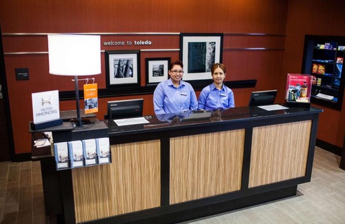 Toledo Hotel | Hampton Inn & Suites Toledo/Westgate