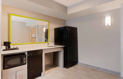 Fort Myers Beach Hotel | Hampton Inn & Suites Fort Myers Beach/Sanibel Gateway