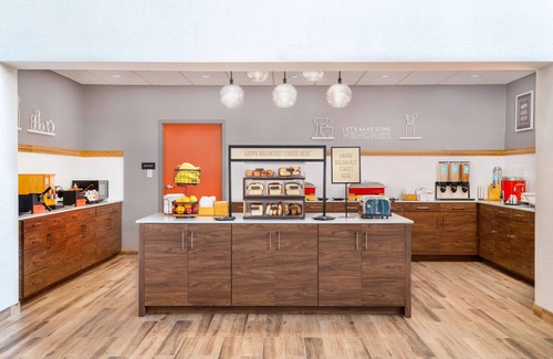 Fort Myers Beach Hotel | Hampton Inn & Suites Fort Myers Beach/Sanibel Gateway