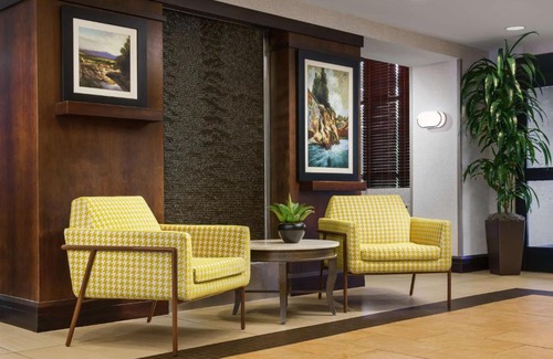 West Sacramento Hotel | Hampton Inn & Suites West Sacramento