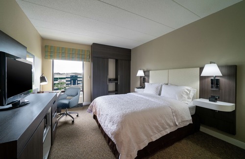 Arcola Hotel | Hampton Inn & Suites Valley Forge/Oaks