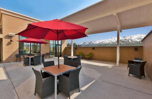 Wells Hotel | Hampton Inn & Suites Wells, Nv