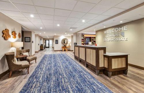 Wells Hotel | Hampton Inn & Suites Wells, Nv