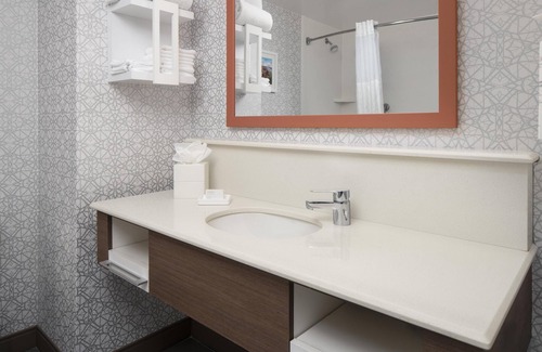 Northeast Yonkers Hotel | Hampton Inn & Suites Yonkers - Westchester