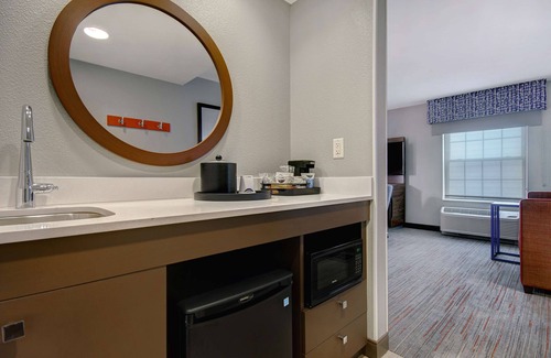 Northwest Yonkers Hotel | Hampton Inn & Suites Yonkers