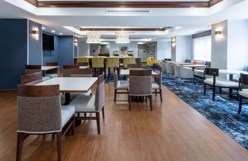 Titusville Hotel | Hampton Inn Titusville/I-95 Kennedy Space Center