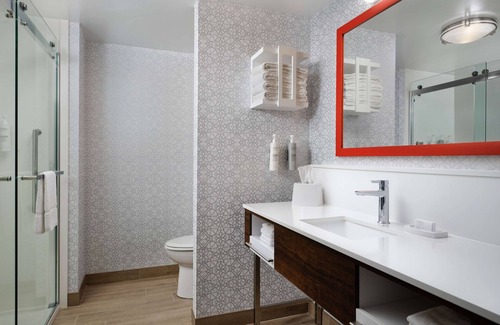 Troy Hotel | Hampton Inn Troy