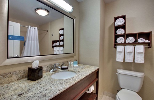 Vernon Hotel | Hampton Inn Vernon
