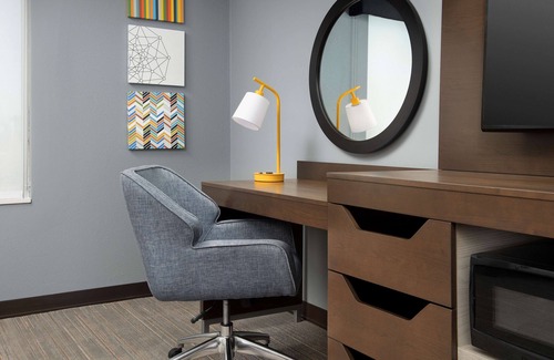 Warroad Hotel | Hampton Inn Warroad, MN