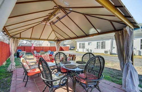 Hampton Cottage | Hampton Sanctuary w/Fire Pit & Fenced Yard!