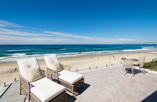 Main Beach House | Hamptons Beachfront House