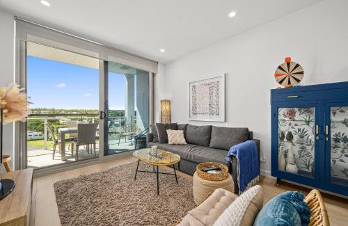 Moana House | Hamptons By The Beach - Moana - C21 SouthCoast Holidays