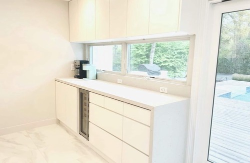 Quogue House | Hamptons Getaway With Heated Pool, Har Tru Tennis, Built -in Grill, Bike Shed