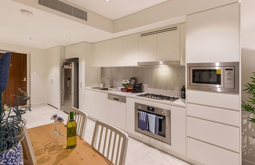 Brisbane Central Business District Apartment | Hamptons Retreat on Level 77 Skytower
