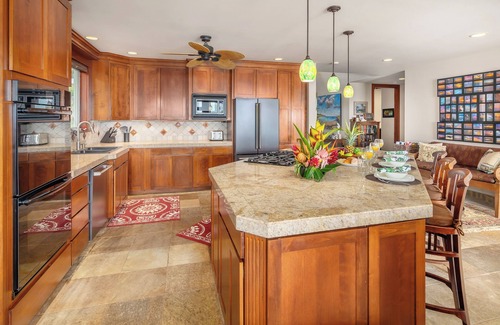 Poipu House | Hana Hou Hale Pacific Ocean Front Villa and Guest House