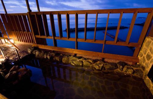 Sumoto Onsen Hotel | Hanagoyomi