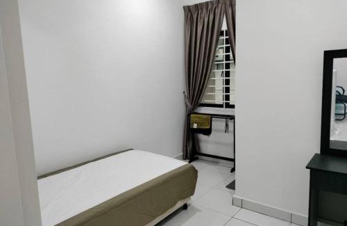 Kuala Langat District House | Hani Homestay @Banting, Selangor