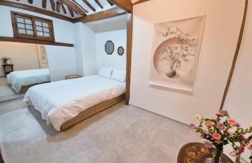 Gahoe-dong Apartment | Hanok Entire House, Bukchon Hanok Village
