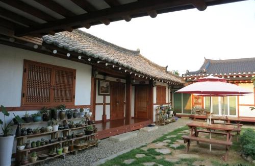 Gyeongju House | Hanok Raon