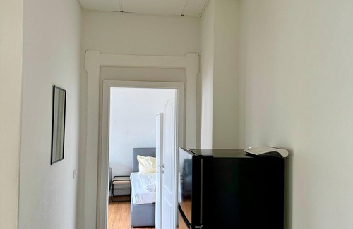 Neumuenster House | Hansaring 11 W2 - 3 bedrooms
