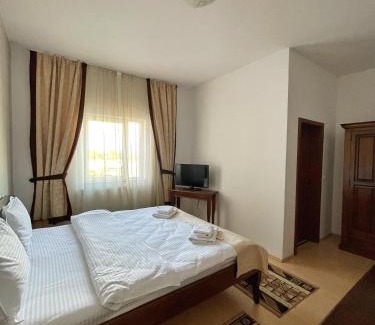 Bradu Hotel | Hanul din Bradu