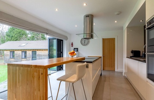 Biddenden House | Haons - Three Bedroom House, Sleeps 8